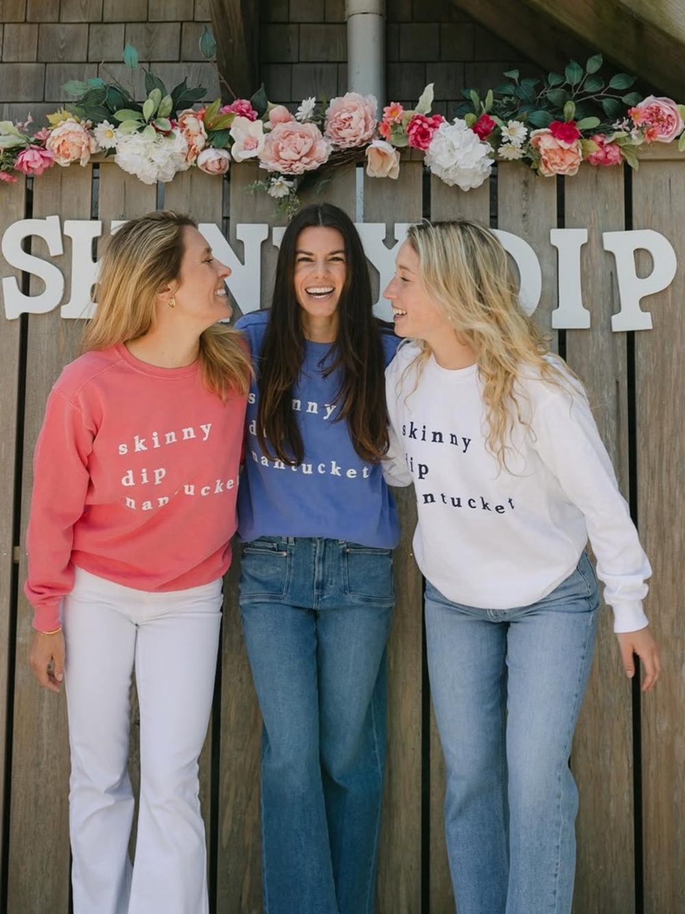 SKINNY DIP NANTUCKET Women’s Size Medium Salmon Crew Sweatshirt Pullover